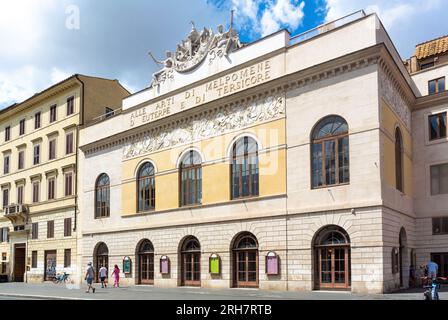 Rom, Latium, Italien, das Teatro Argentina (English, Theatre Argentina) ist ein Opernhaus und Theater im Largo di Torre Argentina. Stockfoto