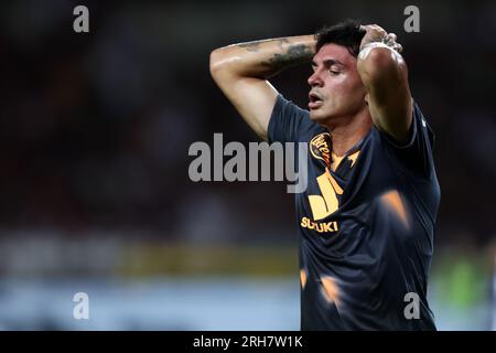 Turin, Italien. 14. Aug. 2023. Raoul Bellanova vom Turin FC sieht beim Spiel Coppa Italia vor dem Turin FC und Feralpisalo im Stadio Olimpico am 14. August 2023 in Turin, Italien, deprimiert aus. Kredit: Marco Canoniero/Alamy Live News Stockfoto