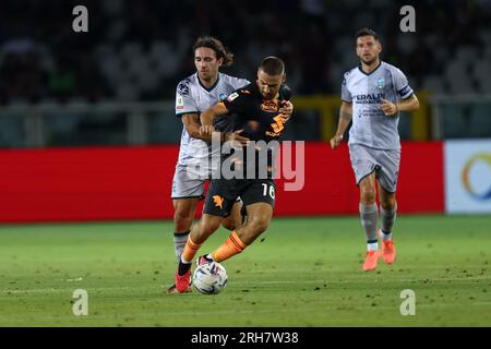 Turin, Italien. 14. Aug. 2023. Nikola Vlasic vom Turin FC kontrolliert den Ball während des Spiels Coppa Italia zwischen dem Turin FC und Feralpisalo im Stadio Olimpico am 14. August 2023 in Turin, Italien . Kredit: Marco Canoniero/Alamy Live News Stockfoto