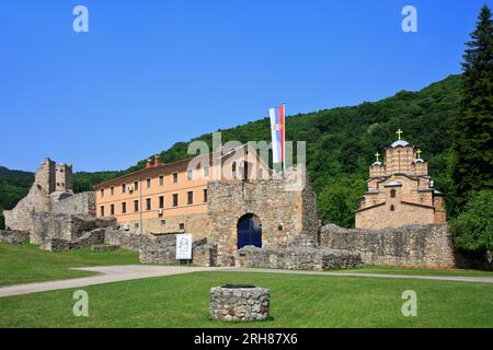 Das serbisch-orthodoxe Kloster Ravanica (gegründet 1375–1377) in Senje, Serbien Stockfoto