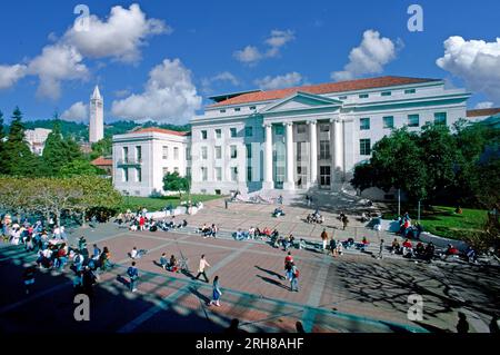 Sproul Plaza and Hall, University of California in Berkeley, Kalifornien, USA Stockfoto