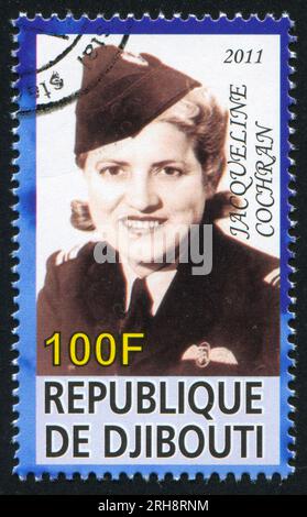 DSCHIBUTI - UM 2011: Stempel gedruckt von Dschibuti, zeigt Jacqueline Cochran, um 2011 Stockfoto