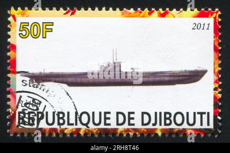 DSCHIBUTI - UM 2011: Stempel gedruckt von Dschibuti, zeigt U-Boot, um 2011 Stockfoto