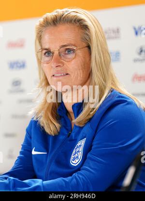 Die englische Cheftrainer Sarina Wiegman während der Pressekonferenz im Stadium Australia, Sydney. Foto: Dienstag, 15. August 2023. Stockfoto