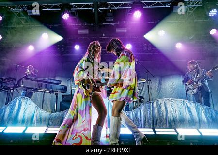 14. August 2023, Vereinigtes Königreich: 14. August 2023 Vereinigtes Königreich Liverpool : Johanna Soderberg und Klara Soderberg vom erste-Hilfe-Kit Live an der Liverpool Academy UK (Kreditbild: © Andy von Pip/ZUMA Press Wire) REDAKTIONELLER GEBRAUCH! Nicht für den kommerziellen GEBRAUCH! Stockfoto