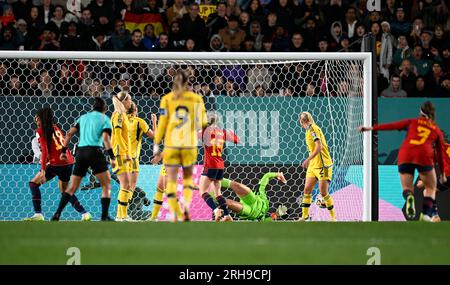 Spaniens Salma Paralluelo erzielt beim Halbfinale der FIFA Women's World Cup zwischen Spanien und Schweden im Eden Park in Auckland, Neuseeland, am 15. August 2023. Foto: Pontus Lundahl/TT/Code 10050 Stockfoto