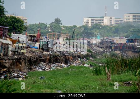 Die elektronische Schrottverarbeitung in Agbogbloshie findet im gleichnamigen Bezirk in der Metropole Accra in westafrikanischem Ghana statt. Müll, Müll Stockfoto