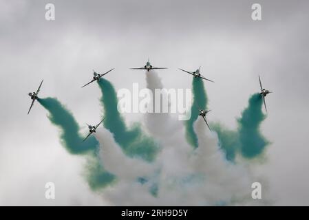 British Aerospace Hawk Mk65 Military Jet Trainer vom Royal Saudi Air Force Aerobatic Display Team die Saudi Hawks zeigen auf der RIAT Stockfoto