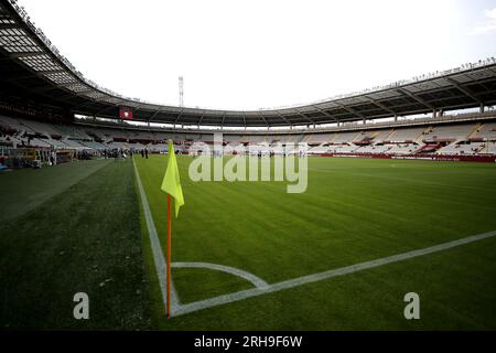 Turin, Italien. 14. Aug. 2023. Sehen Sie das Innere des Stadions während des Spiels der Coppa Italia Round of 32 zwischen dem Turin FC und Feralpisalo im Stadio Olimpico Grande Torino am 14. August 2023 in Turin, Italien. Kredit: Marco Canoniero/Alamy Live News Stockfoto