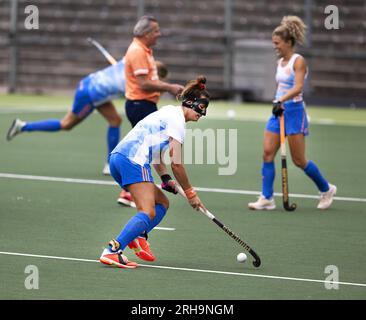 AMSTELVEEN - Frederique Matla der niederländischen Hockeyfrauen während der letzten Ausbildung vor der Europameisterschaft in Mönchengladbach. ANP OLAF KRAAK Stockfoto