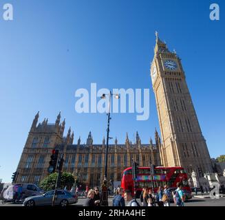 15. August 2023, London, England, Vereinigtes Königreich: Houses of Parliament wird von der Bridge Street aus gesehen. (Kreditbild: © Tayfun Salci/ZUMA Press Wire) NUR REDAKTIONELLE VERWENDUNG! Nicht für den kommerziellen GEBRAUCH! Stockfoto