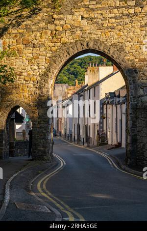 Ich sehe Conwy vom Nordtor in der Stadtmauer. Conwy, Nordwales Stockfoto