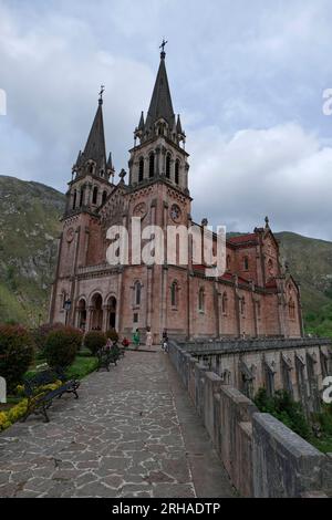 Basílica de Santa María la Real de Covadonga, Picos de Europa, Asturien, Spanien, Europa Stockfoto