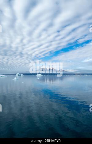 Westgrönland, Baffin Bay, Malerischer Uummannaq Fjord. Zweitgrößtes Fjordsystem in Grönland. Stockfoto