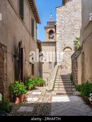 Das wunderschöne Dorf Cesi in der Provinz Terni, Umbrien, Mittelitalien. Stockfoto