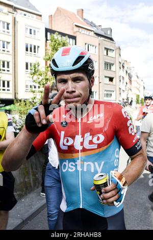 Leuven, Belgien. 15. Aug. 2023. Der belgische Arnaud De Lie von Lotto-Dstny feiert nach dem Gewinn des eintägigen Radrennens „Tour of Leuven - Memorial Jef Scherens“ in Leuven, Dienstag, den 15. August 2023. BELGA FOTO GOYVAERTS Kredit: Belga News Agency/Alamy Live News Stockfoto