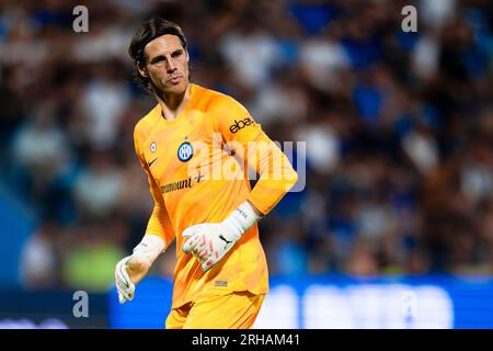 Yann Sommer vom FC Internazionale blickt auf das freundliche Fußballspiel zwischen dem FC Internazionale und KF Egnatia. Stockfoto