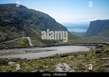 Bealach na Ba Aussichtspunkt Strathcarron auf der NC500 oder North Coast 500 Route nahe Applecross Schottland Stockfoto