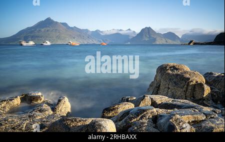 Isle of Skye Elgol und der berühmte Blick auf die Cullins und Loch Scavaig vom Strand Stockfoto