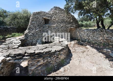 Alte Steinbauten, Dorf Bories, Gordes, Provence-Alpes-Cote d’Azur, Frankreich, Europa Stockfoto