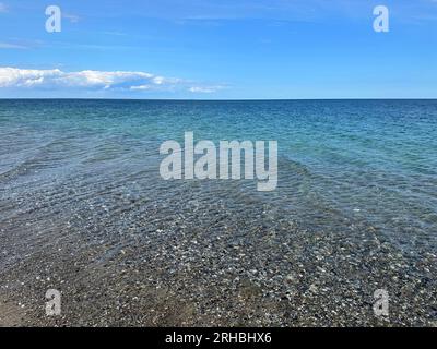 Klares türkisfarbenes Meer, Nordby Beach, Samsoe, Jutland, Dänemark Stockfoto