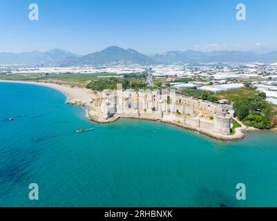 Luftaufnahme von Mamure Castle oder Anamur Castle in Anamur Town, Türkei Stockfoto