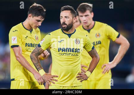 Jose Luis Morales (Villarreal CF, Nr. 15) sieht beim LaLiga-Spiel zwischen Villarreal CF und Real Betis im Ceramica Stadium am 13. August 2023 in Stockfoto