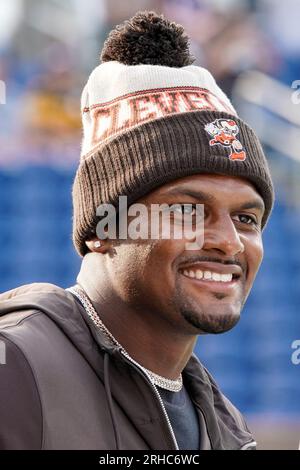 Canton, Ohio, USA. 3. Aug. 2023. Cleveland Browns Quarterback Deshaun Watson (4) vor dem Pro Hall of Fame Game 2023 gegen die Cleveland Browns im Tom Benson Hall of Fame Stadium. (Kreditbild: © Debby Wong/ZUMA Press Wire) NUR REDAKTIONELLE VERWENDUNG! Nicht für den kommerziellen GEBRAUCH! Stockfoto