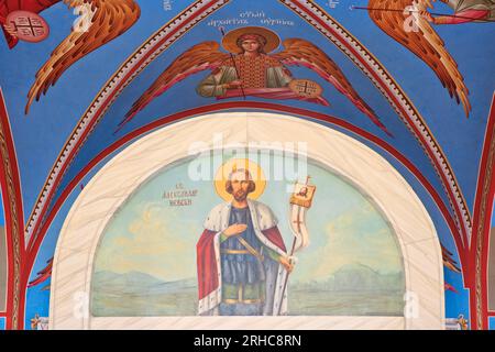 Ein Wandbild mit Alexander Newski in der serbisch-orthodoxen Kirche des Heiligen Alexander Newski in Belgrad Stockfoto