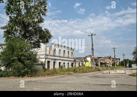 Nicht exklusiv: ORIKHIV, UKRAINE - 10. AUGUST 2023 - die Folgen der Beschuss durch russische Truppen werden in Orikhiv in der Nähe der Frontlinie, Z, dargestellt Stockfoto