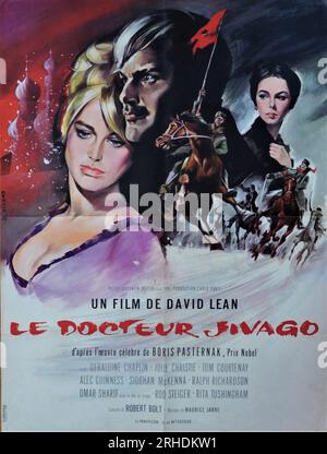 Französisches Poster für OMAR SHARIF JULIE CHRISTIE und GERALDINE CHAPLIN in DOKTOR ZHIVAGO / LE DOCTEUR JIVAGO 1965 REGISSEUR DAVID LEAN Novel Boris Pasternak Drehbuch Robert Bolt Musik Maurice Jarre Koproduktion Italien-UK-USA Carlo Ponti Produktion / Sostar S.A. / Metro Goldwyn Mayer (MGM) Stockfoto