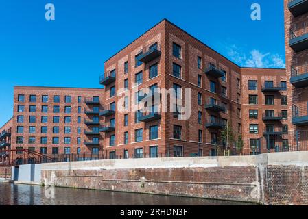 Durch die neue Wohnbauerschließung von Galliard Apsley am Soho Loop auf der Birmingham Canal Old Line entstehen 750 neue Häuser in Ladywood, Birmingham Stockfoto