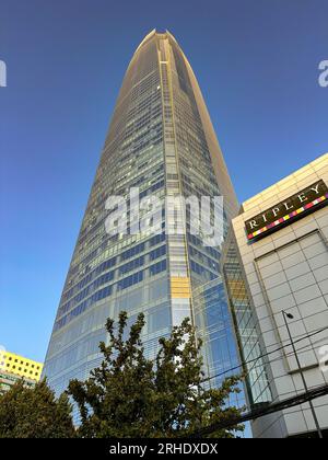 Das 62-stöckige Gran Torre Santiago, das höchste Gebäude Südamerikas, im Costanera Center. Providencia, Santiago, Chile. Stockfoto