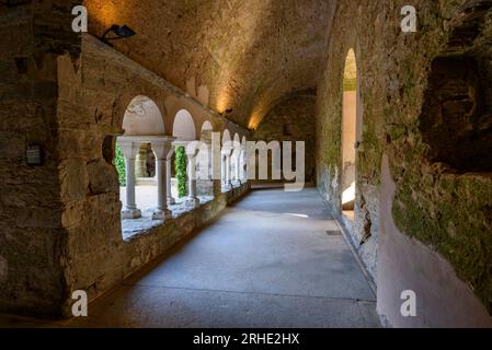 Oberer Kreuzgang des Klosters Sant Pere de Rodes (Alt Empordà, Girona, Katalonien, Spanien) ESP: Claustro Superior de Sant Pere de Rodes (Gerona) Stockfoto