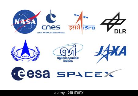 Kiew, Ukraine - 26. Oktober 2022: Logos der weltweit führenden Weltraumorganisationen, gedruckt auf Papier, wie NASA, CNES, ISRO, SpaceX, CNSA und andere Stockfoto