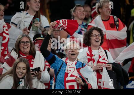 Sydney, Aus. 16. Aug. 2023. Sydney, Australien, August 16 2023: Englands Fans während des Halbfinalspiels der FIFA Womens World Cup 2023 zwischen Australien und England 2023 im Australia Stadium, Sydney, Australien. Endergebnis: England 3 - Australien 1. (Patricia Pérez Ferraro/SPP) Kredit: SPP Sport Press Photo. Alamy Live News Stockfoto