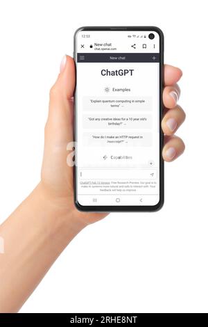 Kiew, Ukraine - 07. März 2023: OpenAI Einführung der ChatGPT-Seite auf dem Telefonbildschirm in der Hand. OpenAI ist eine gemeinnützige Forschungseinrichtung für künstliche Intelligenz Stockfoto