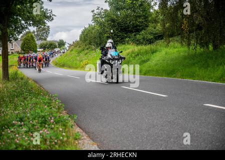 Post Nord Danmark rund besucht Gjern und die Lake Highlands während der Tour 2023 Stockfoto