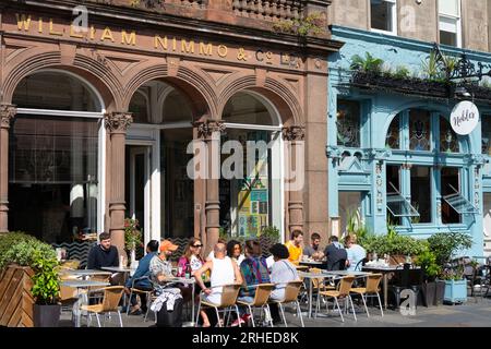 Außenansicht des Rocksalt Cafés an der Constitution Street in Leith, Edinburgh, Schottland, Großbritannien Stockfoto