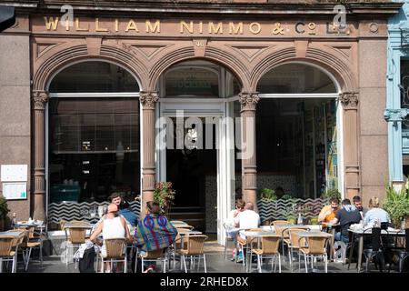 Außenansicht des Rocksalt Cafés an der Constitution Street in Leith, Edinburgh, Schottland, Großbritannien Stockfoto