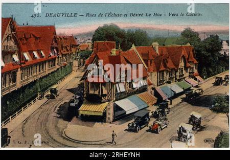 Normandie, Calvados (14), Deauville : Maisons a colombages rues de l'ecluse et Desire Le Hoc - Carte postale fin 19eme-debüt 20eme siecle Stockfoto