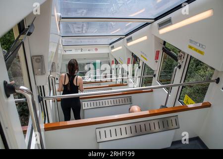 Seilbahn Santa Cova auf dem Berg Montserrat in Monistrol de Montserrat, Barcelona, Katalonien, Spanien Stockfoto