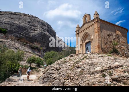 Kapelle Sant Joan in Montserrat, gezackter Berg im Westen von Barcelona, in Katalonien, Spanien. Stockfoto
