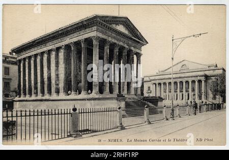 Languedoc Roussillon, Gard (30), Nimes : la Maison Carree et le Theatre - Carte postale fin 19eme-20eme siecle Stockfoto