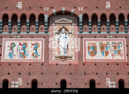 Castello Sforzesco (Burg von Sforza) Details der mittelalterlichen Festung in Mailand, Norditalien. 08-15-2023. Erbaut von Francesco Sforza Stockfoto