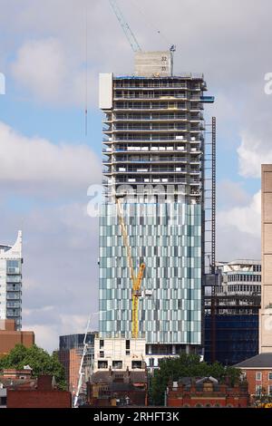 Eine Nahaufnahme von 44 Merrion Street Apartments, die derzeit im Stadtzentrum von Leeds gebaut werden Stockfoto