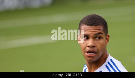 Solitude, Belfast, Nordirland, Vereinigtes Königreich. 19. Juli 2023. UEFA Champions League – Qualifikation in der ersten Runde – Larne gegen HJK Helsinki. HJK Helsinki Fußballspieler Anthony Olusanya (29) Stockfoto