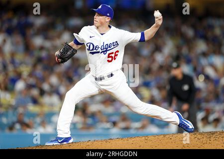 Los Angeles Dodgers Relief Pitcher Ryan Yarbrough (56) wirft während eines regulären Saisonspiels zwischen den Milwaukee Brewers und Los Angeles auf die Platte Stockfoto