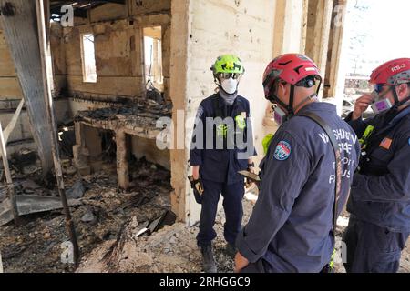 Lahaina, Hawaii (14. August 2023) - FEMA Urban Search and Rescue Teams, Washington Task Force 1 und Nevada Task Force 1, Fortsetzung Maui Wildfire Response. Stockfoto