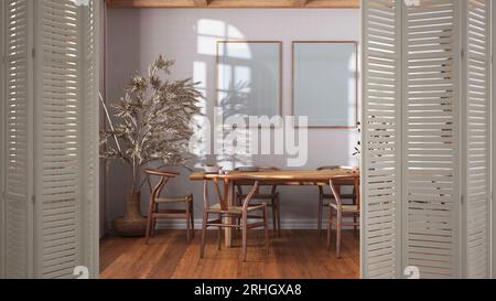 Weiße Klapptür zum Japandi-Esszimmer des Bauernhauses mit Holztisch und -Stühlen, Boho-Innenarchitektur, Architekt-Designkonzept Stockfoto